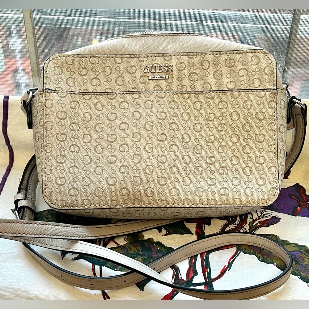 Guess Beige Leather Crossbody Shoulder Bag